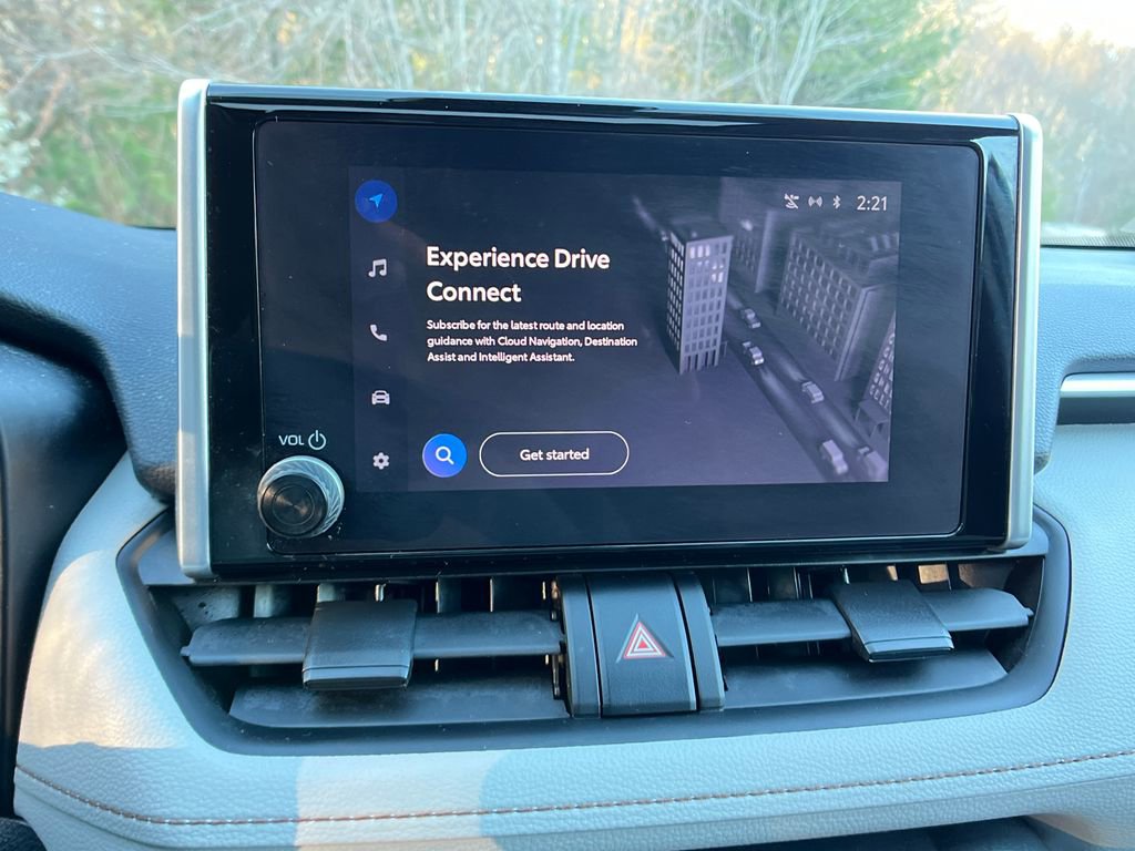 Used 2023 Toyota RAV4 XLE w/ Convenience Package image 18