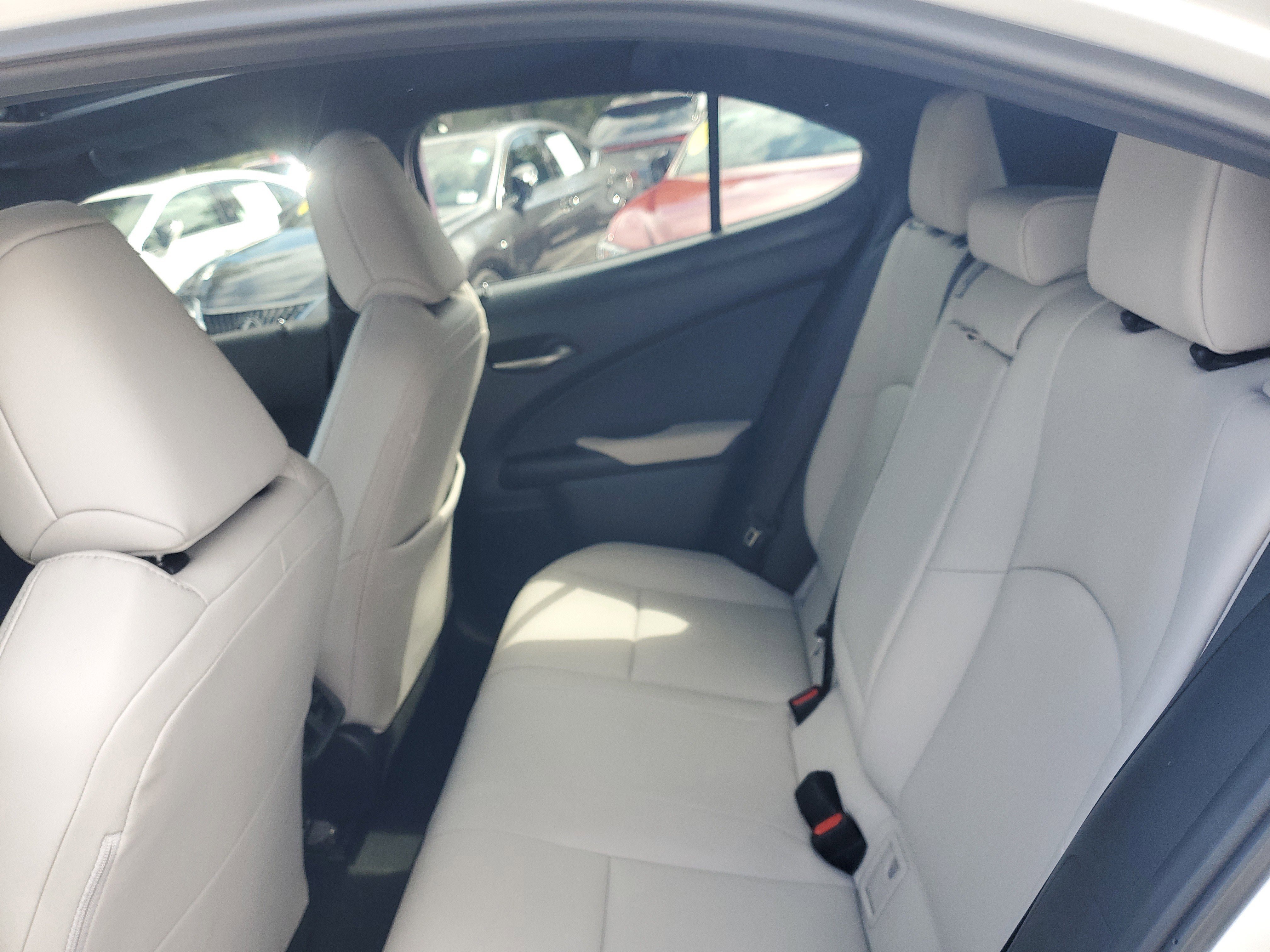 Certified 2024 Lexus UX 250h FWD image 10