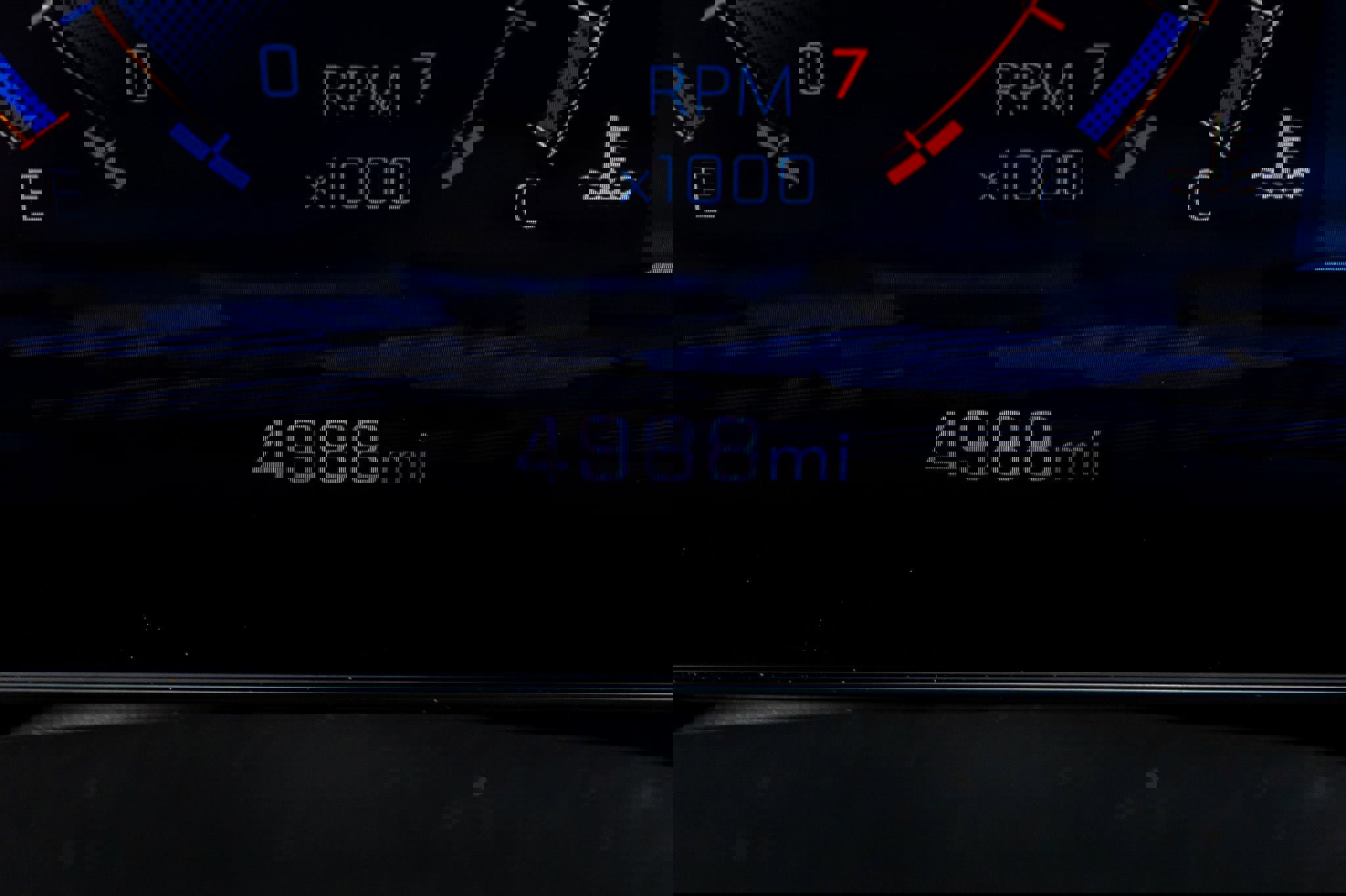 Used 2025 Chevrolet Suburban Premier w/ Sun And Tow Package image 17