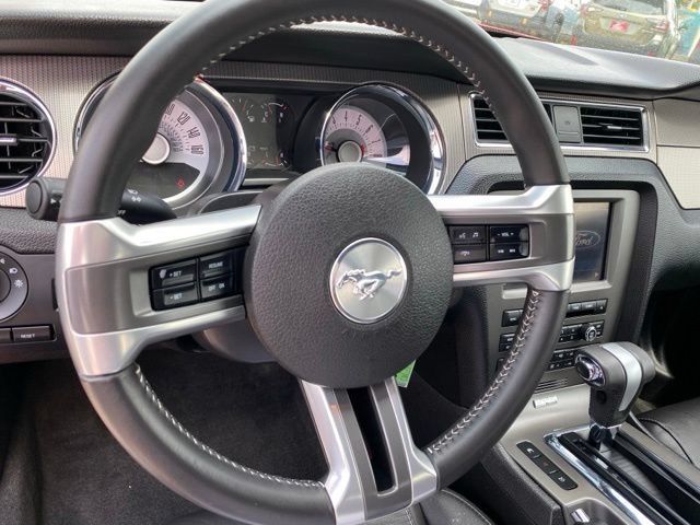 Used 2011 Ford Mustang GT Premium w/ Electronics Pkg RWD image 16