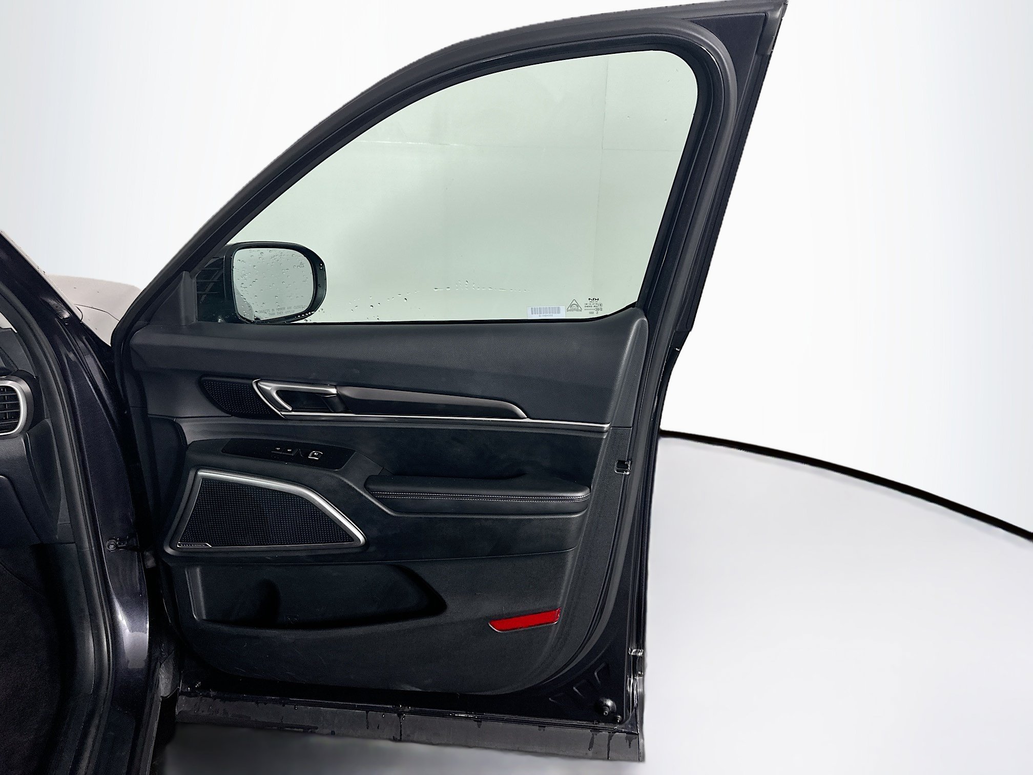 Used 2025 Kia Telluride S FWD image 35