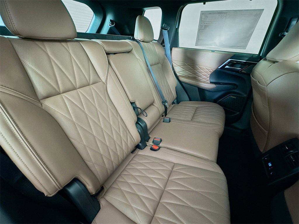 New 2025 Mitsubishi Outlander SEL image 29