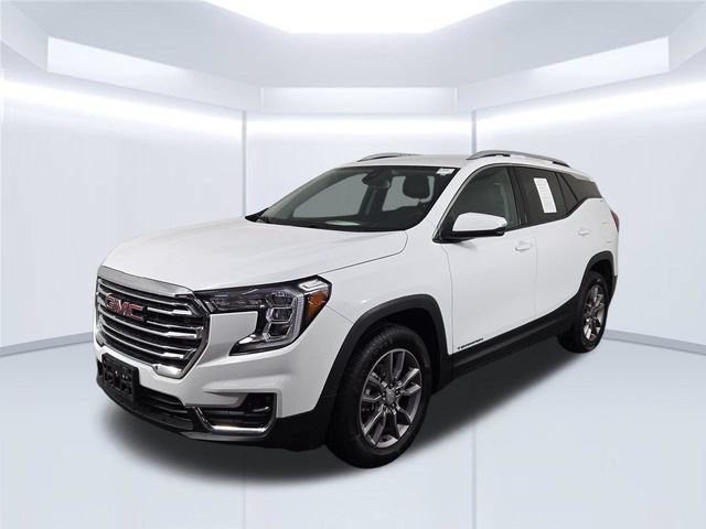 Used 2024 GMC Terrain SLT AWD/4WD image 2