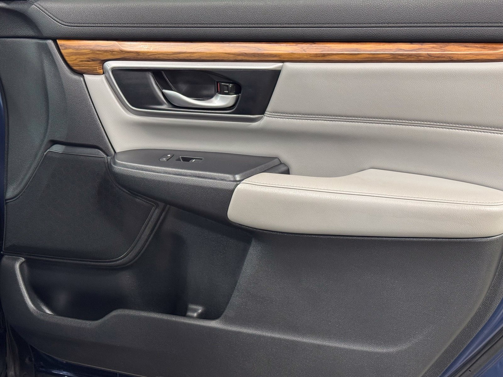 Used 2020 Honda CR-V EX-L image 51