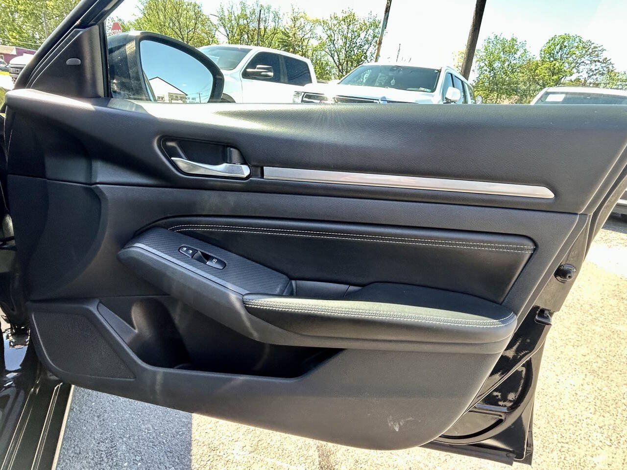 Used 2019 Nissan Altima 2.5 SV FWD image 18