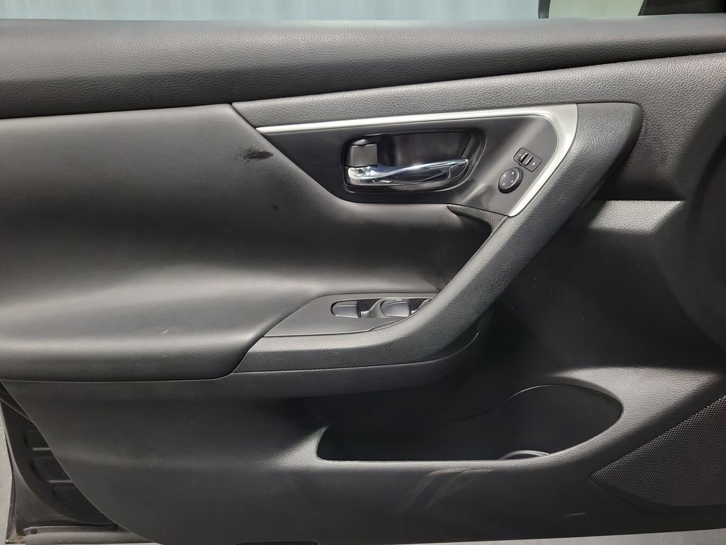 Used 2017 Nissan Altima 2.5 S w/ Power Driver Seat Package image 22