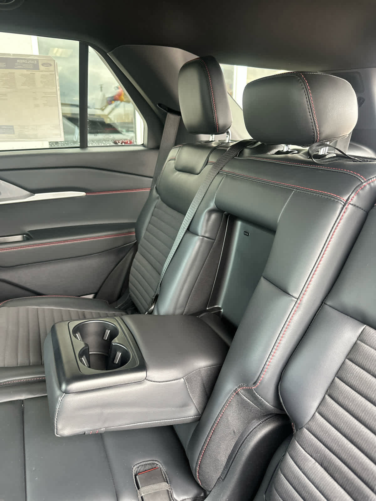 New 2026 Ford Explorer ST-Line w/ ST-Line Street Pack image 14