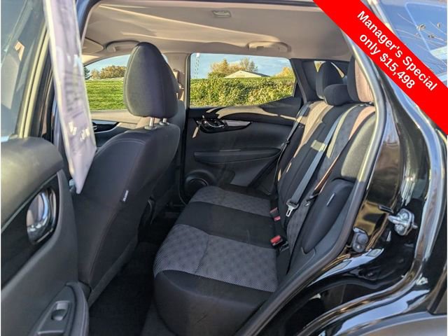 Used 2021 Nissan Rogue Sport SV image 9