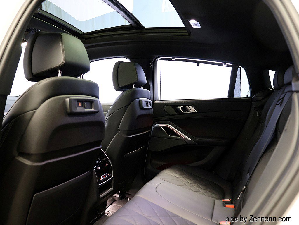 Certified 2023 BMW X6 xDrive40i w/ Premium Package image 13