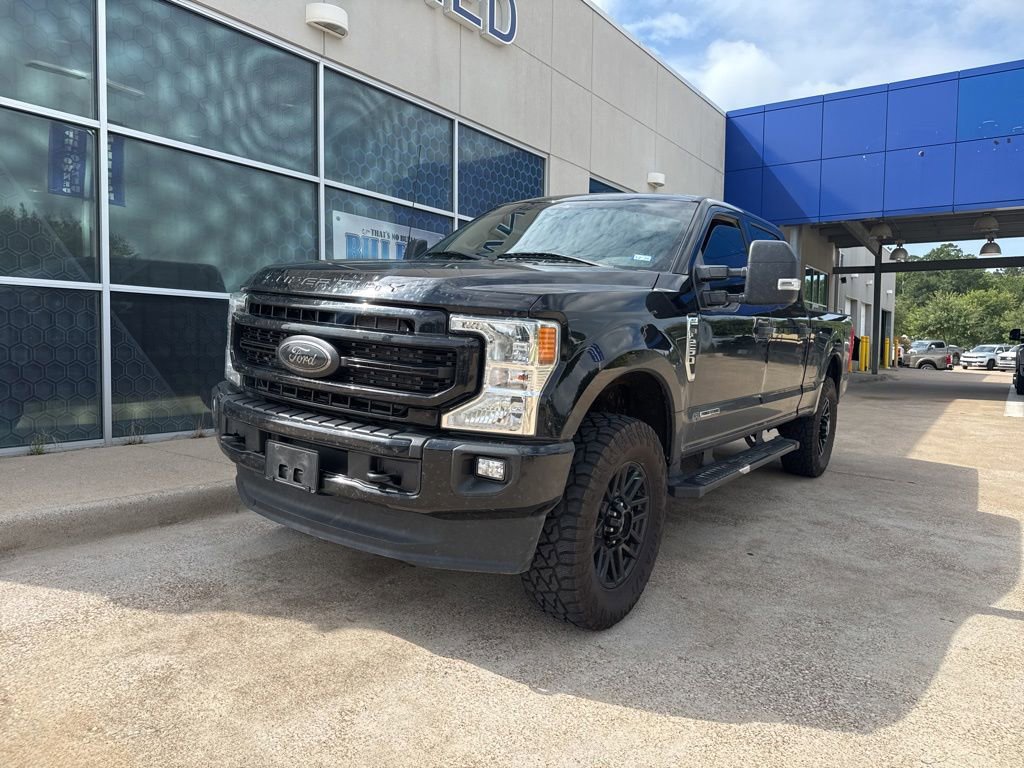 Used 2022 Ford F250 XLT w/ Black Appearance Package AWD/4WD image 4