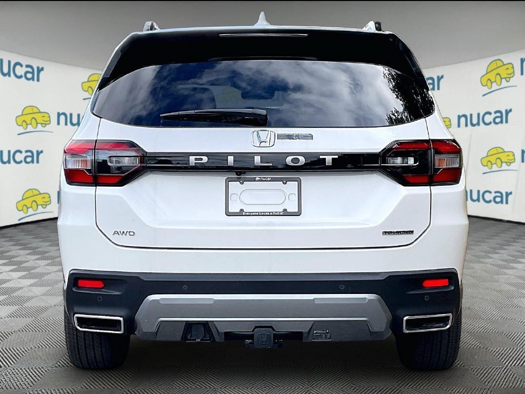 New 2026 Honda Pilot Touring image 6