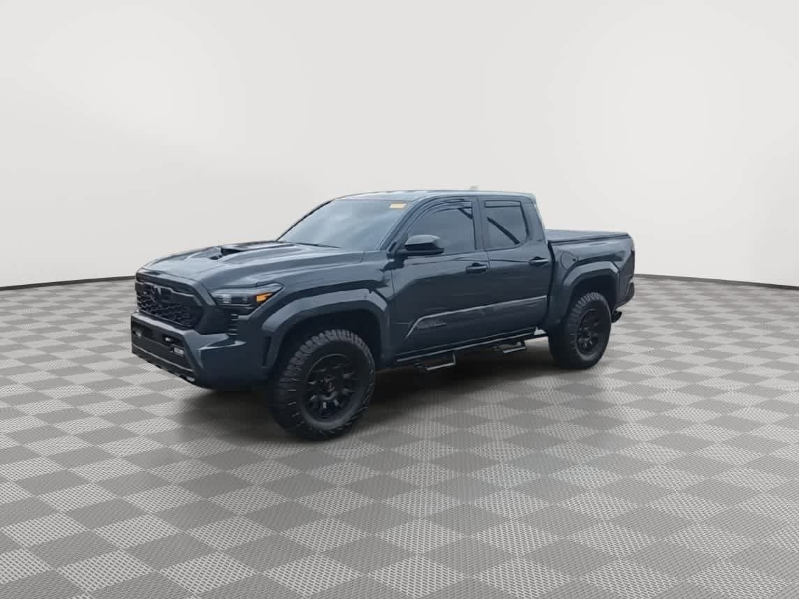 Used 2024 Toyota Tacoma TRD Sport RWD image 4