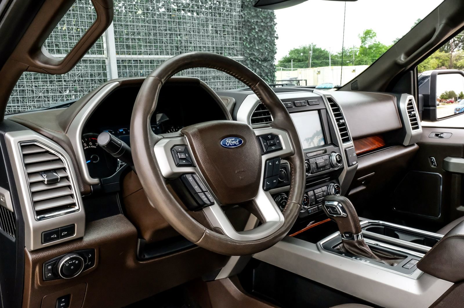 Used 2017 Ford F150 King Ranch w/ Equipment Group 601A Luxury AWD/4WD image 15