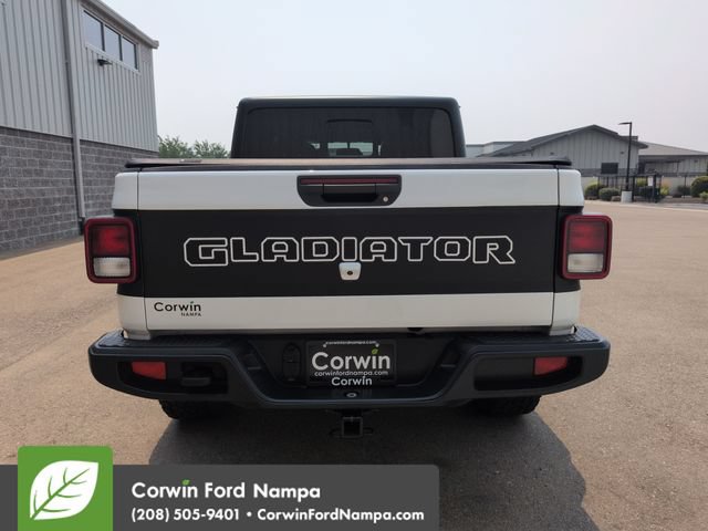 Used 2022 Jeep Gladiator Sport AWD/4WD image 4