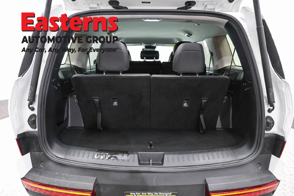Used 2025 Hyundai Santa Fe SEL FWD image 10