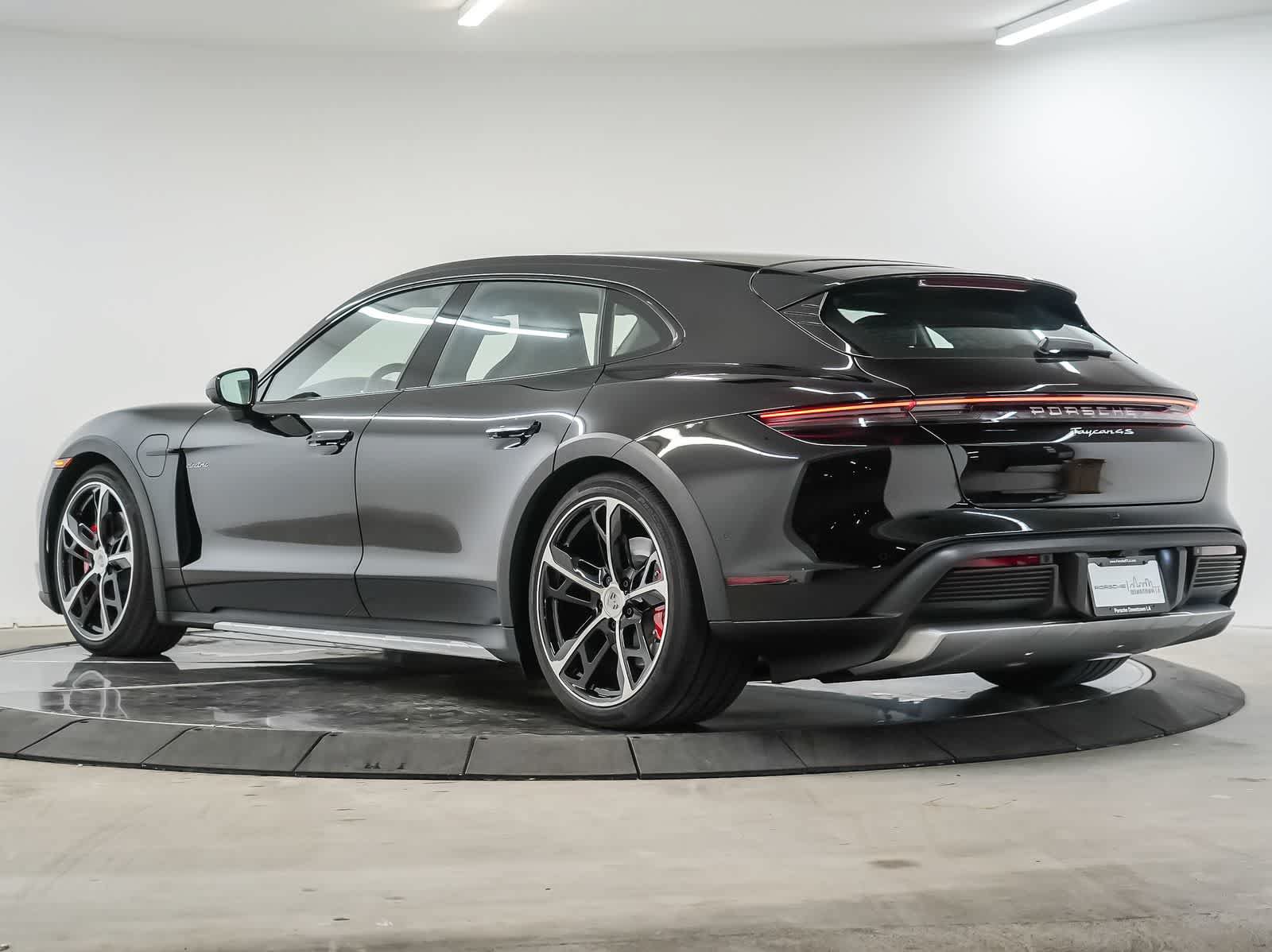 New 2026 Porsche Taycan 4S AWD/4WD image 3