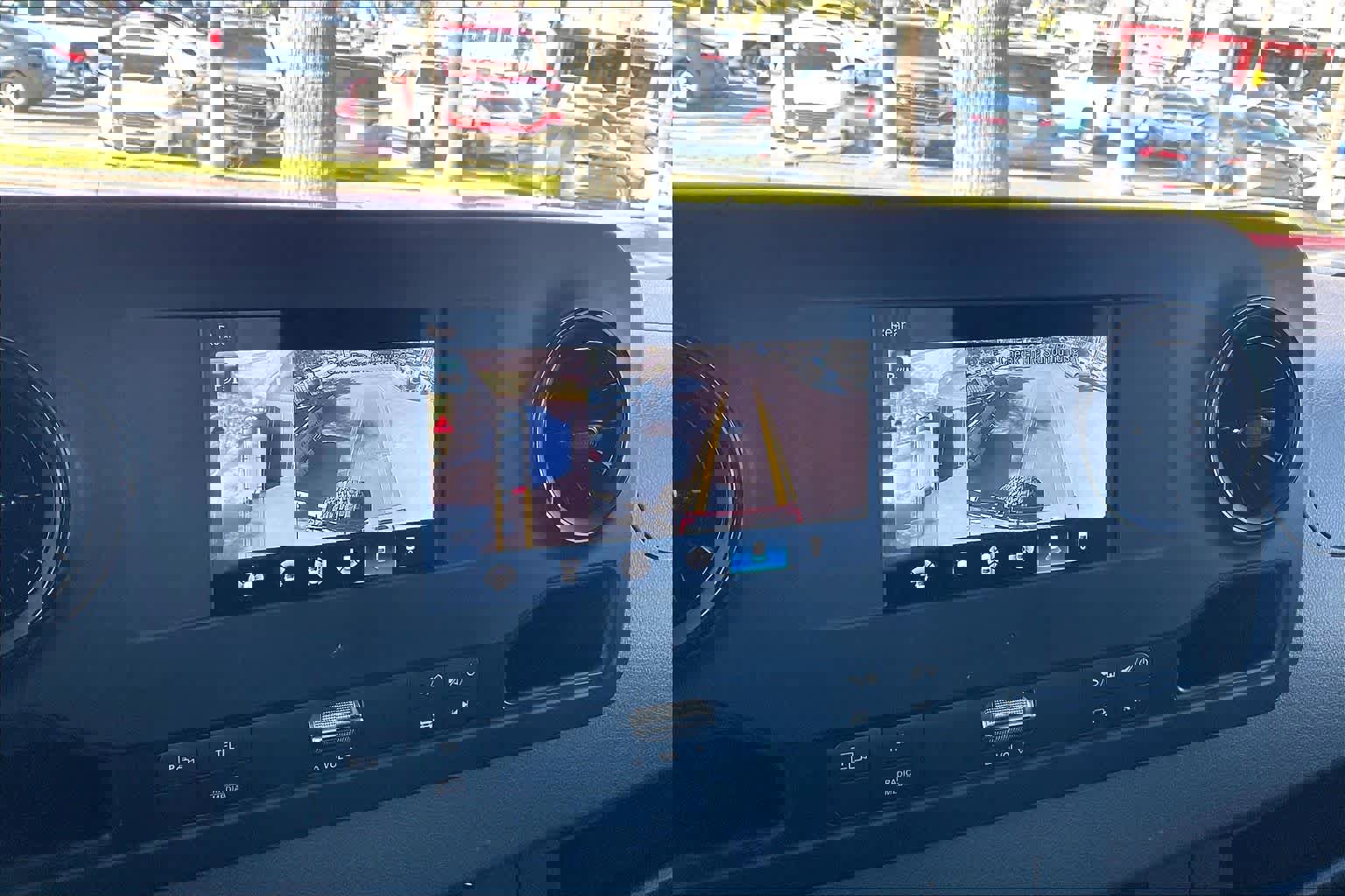 Used 2021 Mercedes-Benz Sprinter 2500 image 26