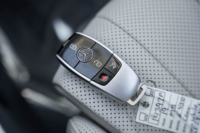 Used 2019 Mercedes-Benz E 450 Cabriolet image 46