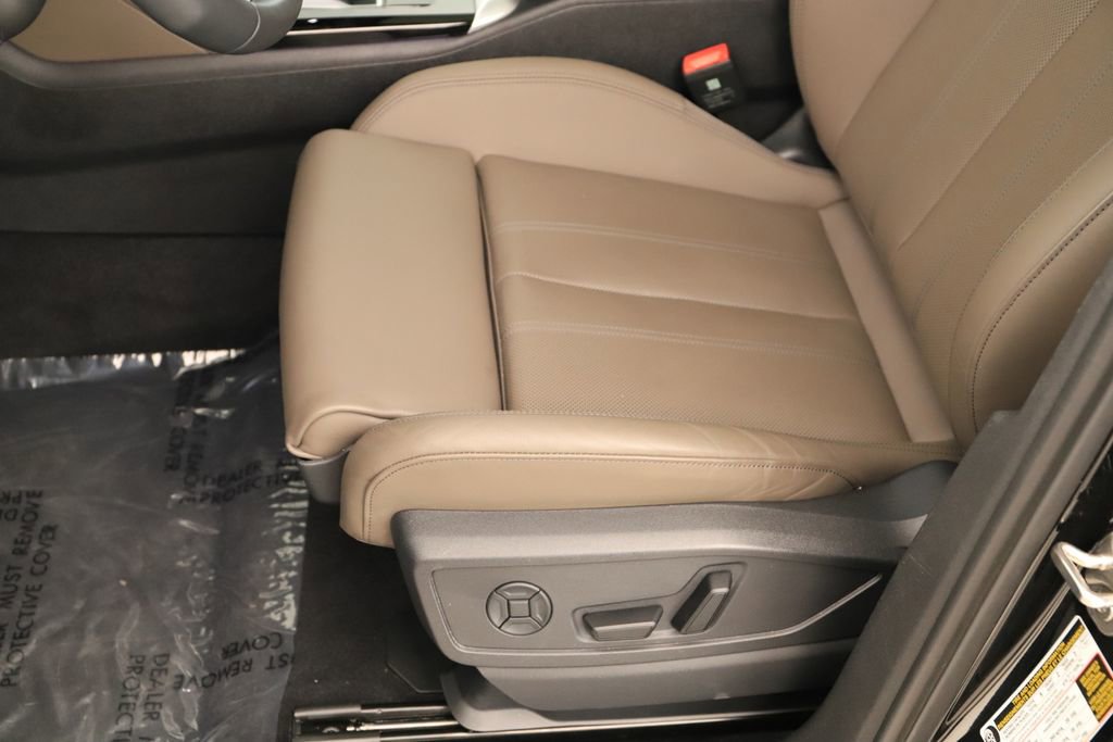 Certified 2025 Audi Q5 Prestige AWD/4WD image 25