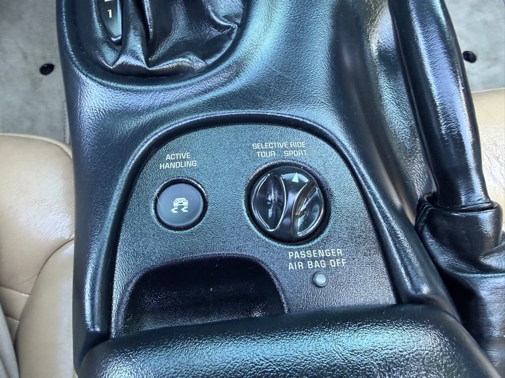 Used 2003 Chevrolet Corvette Coupe w/ Preferred Equipment Group image 30