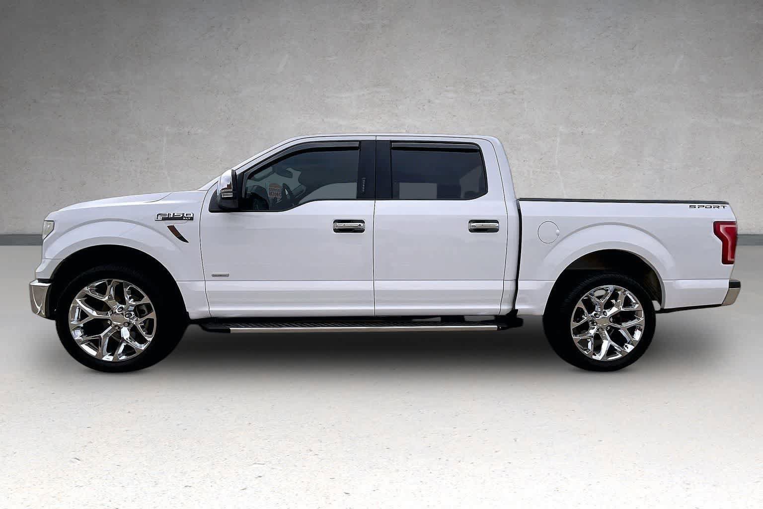 Used 2016 Ford F150 XLT w/ Equipment Group 301A Mid RWD image 3