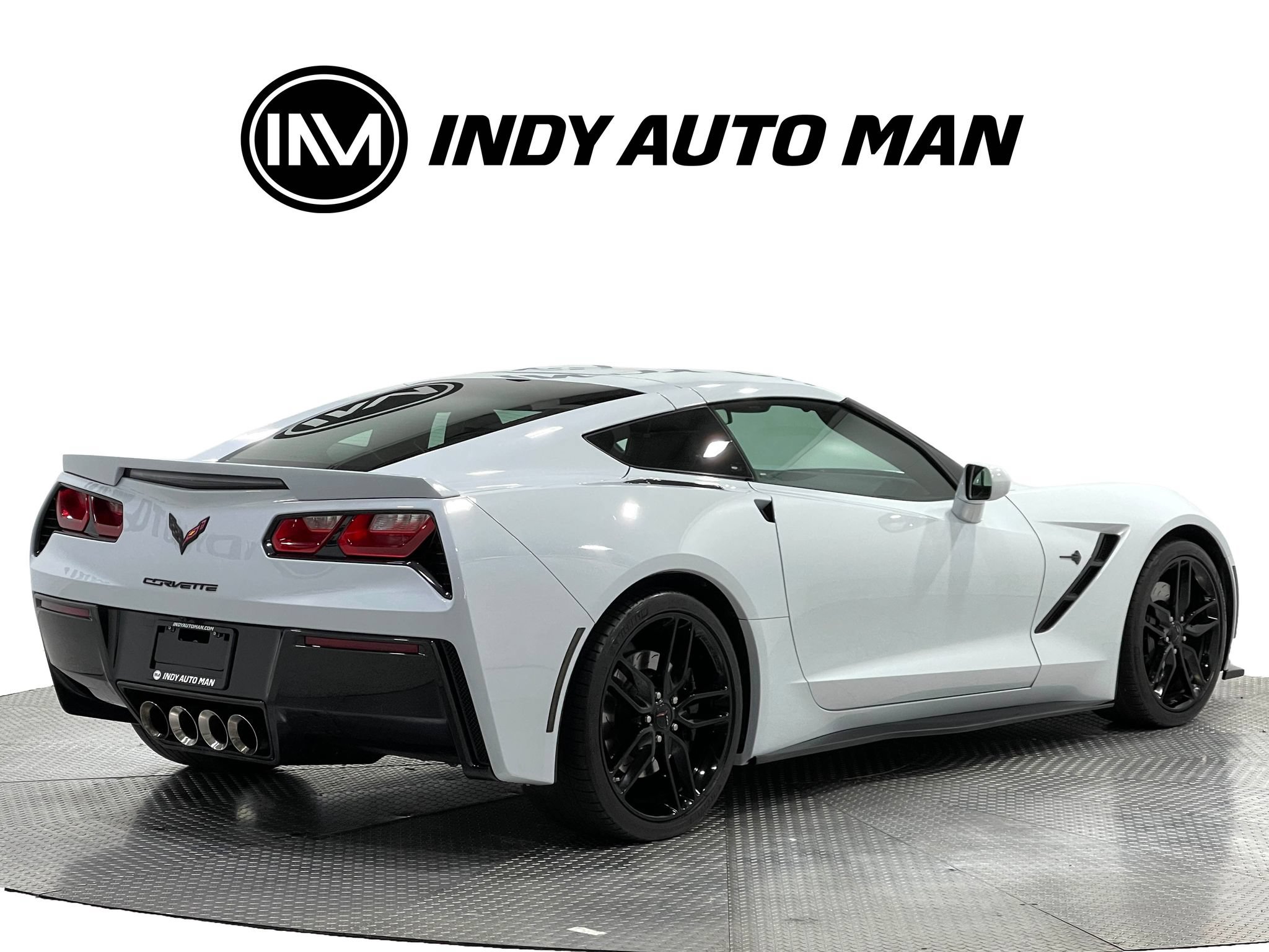 Used 2019 Chevrolet Corvette Stingray Coupe RWD image 4