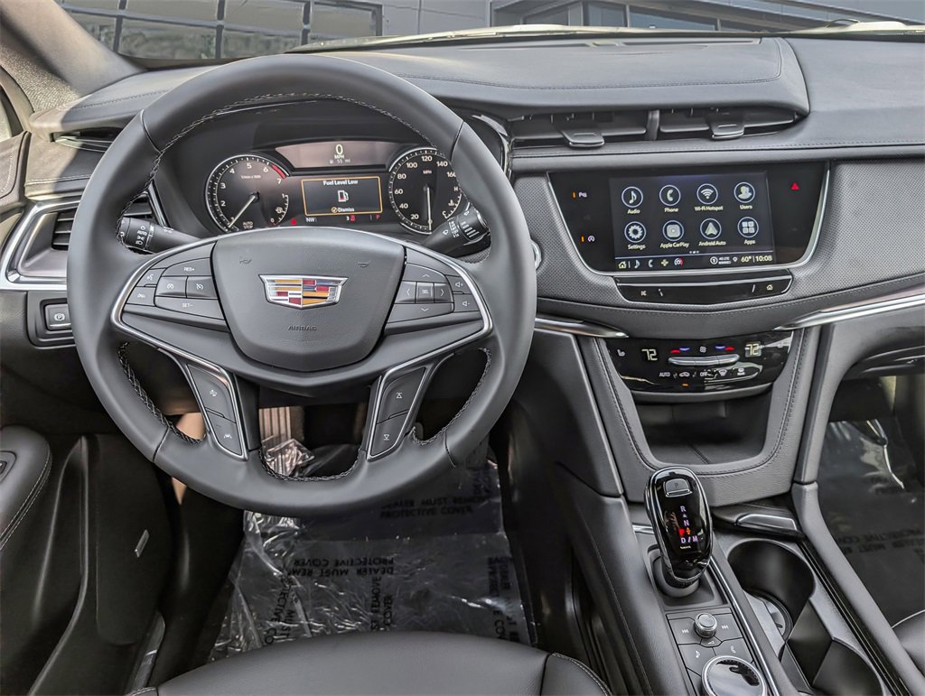 New 2026 Cadillac XT5 Luxury image 15