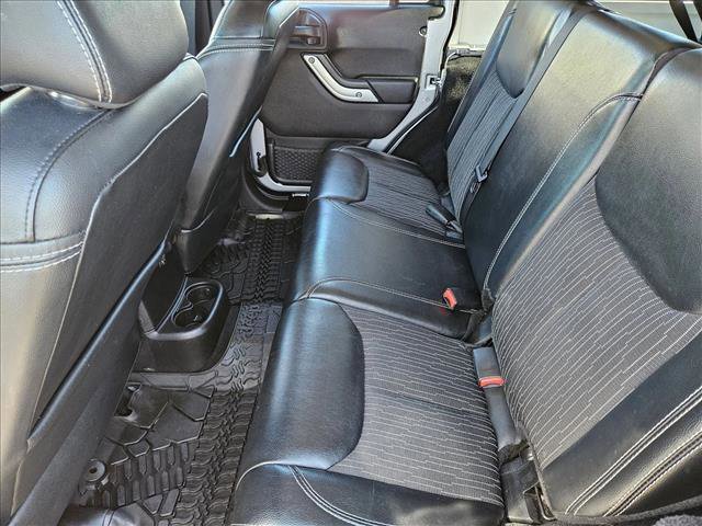 Used 2014 Jeep Wrangler Freedom Edition image 17