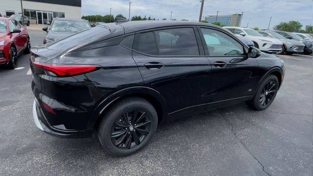 New 2026 Buick Envista Sport Touring w/ Convenience I Package FWD image 2
