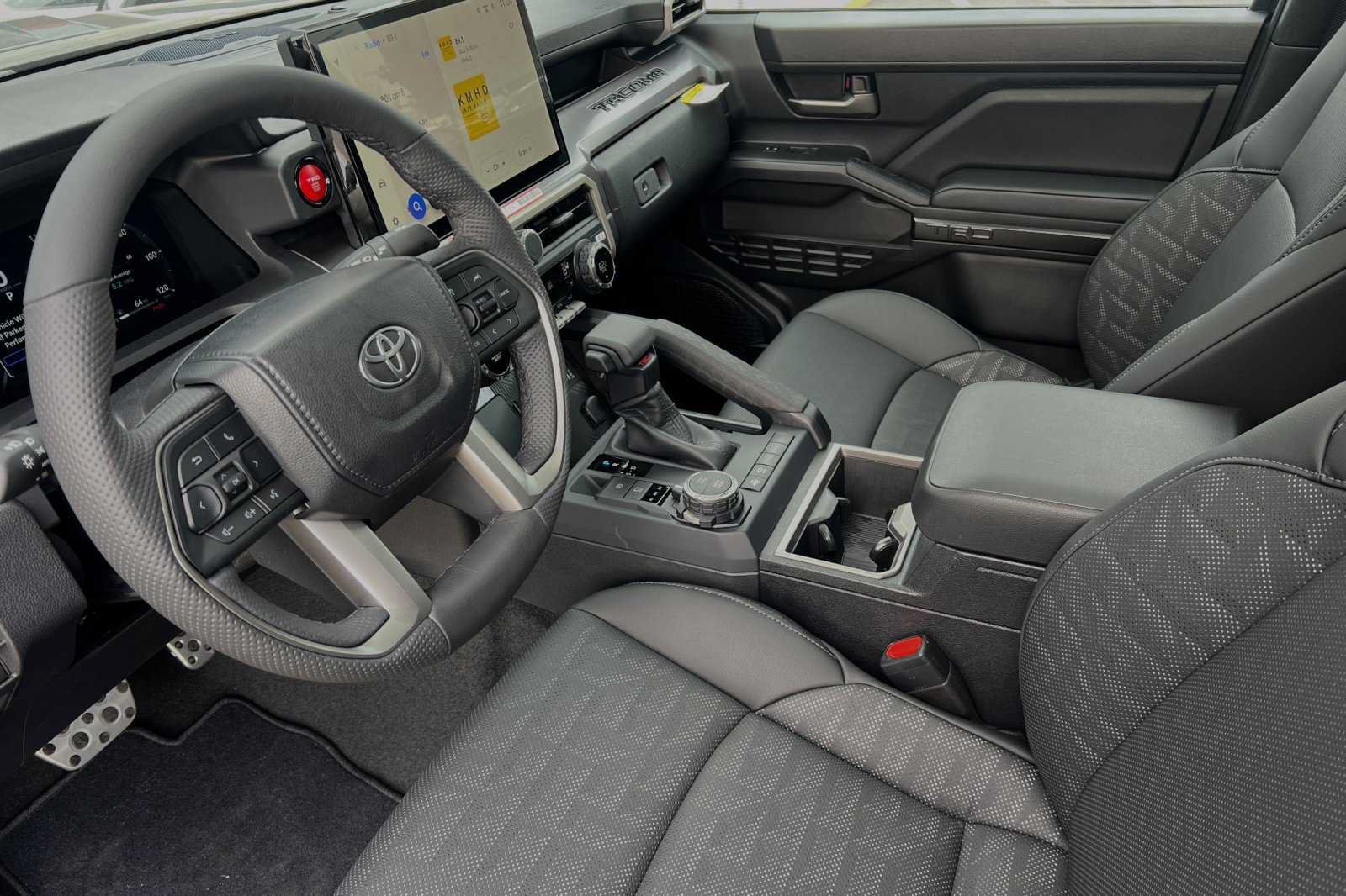 Used 2024 Toyota Tacoma TRD Sport w/ TRD Sport Premium Package AWD/4WD image 7