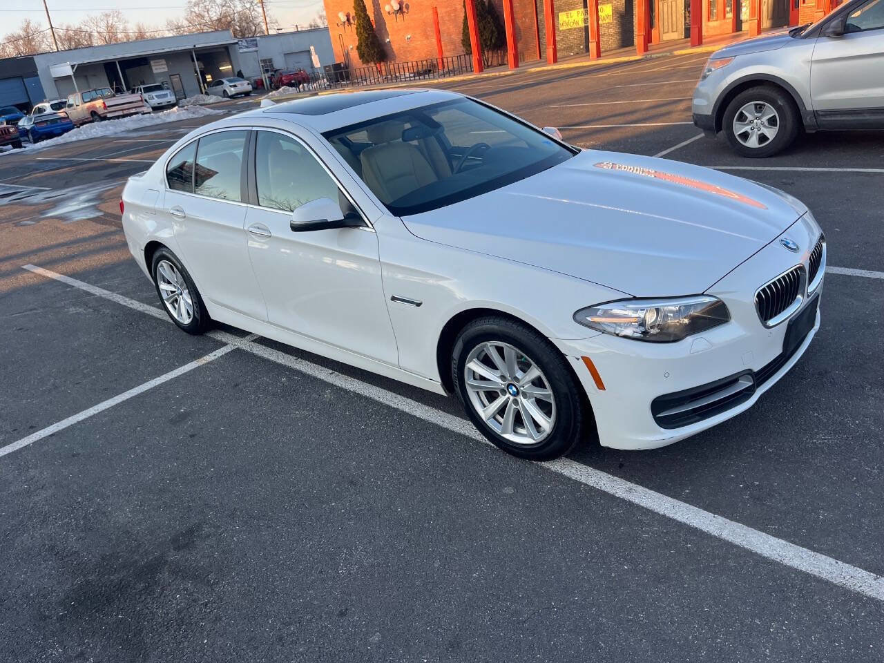 Used 2014 BMW 528i xDrive Sedan AWD/4WD image 10