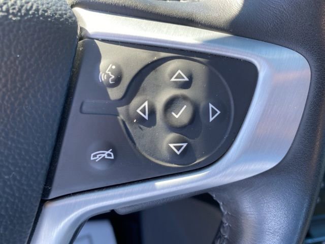 Used 2022 GMC Terrain SLT image 23