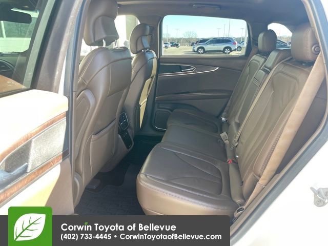 Used 2016 Lincoln MKX Reserve w/ Climate Package image 16