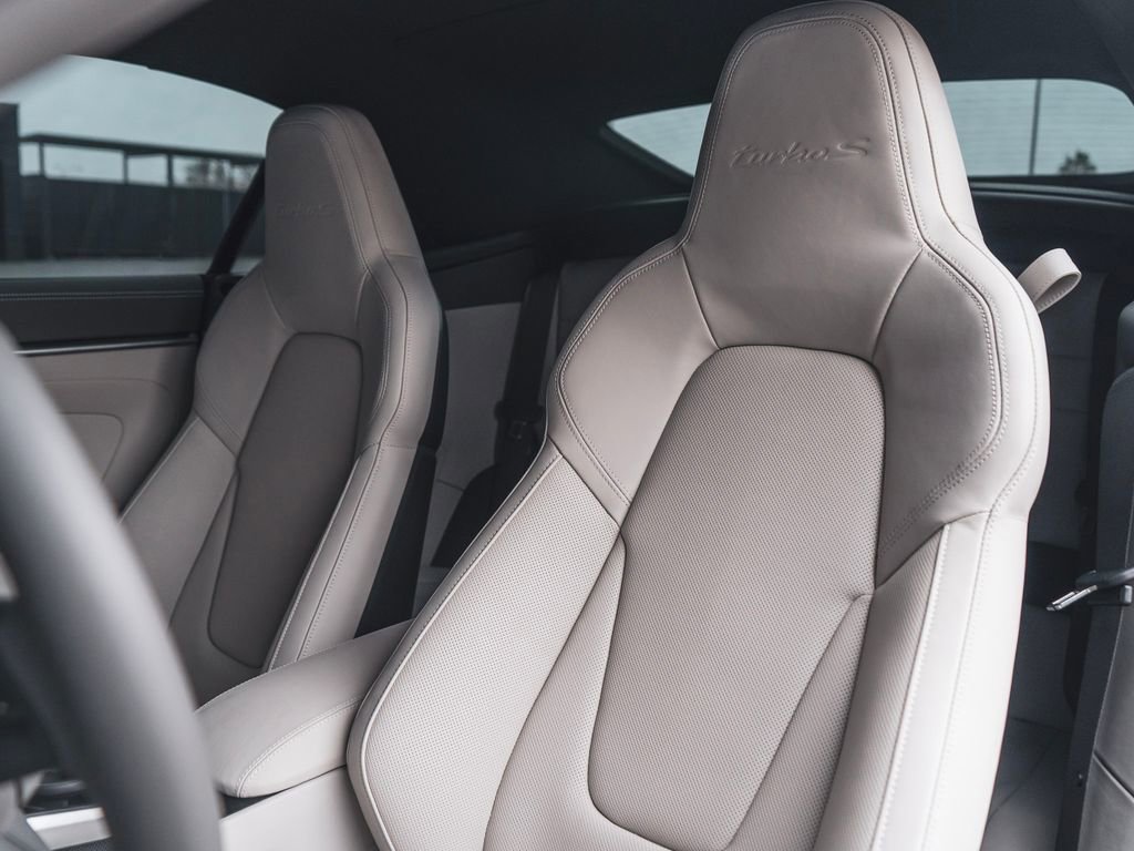 Used 2025 Porsche 911 Turbo S image 5