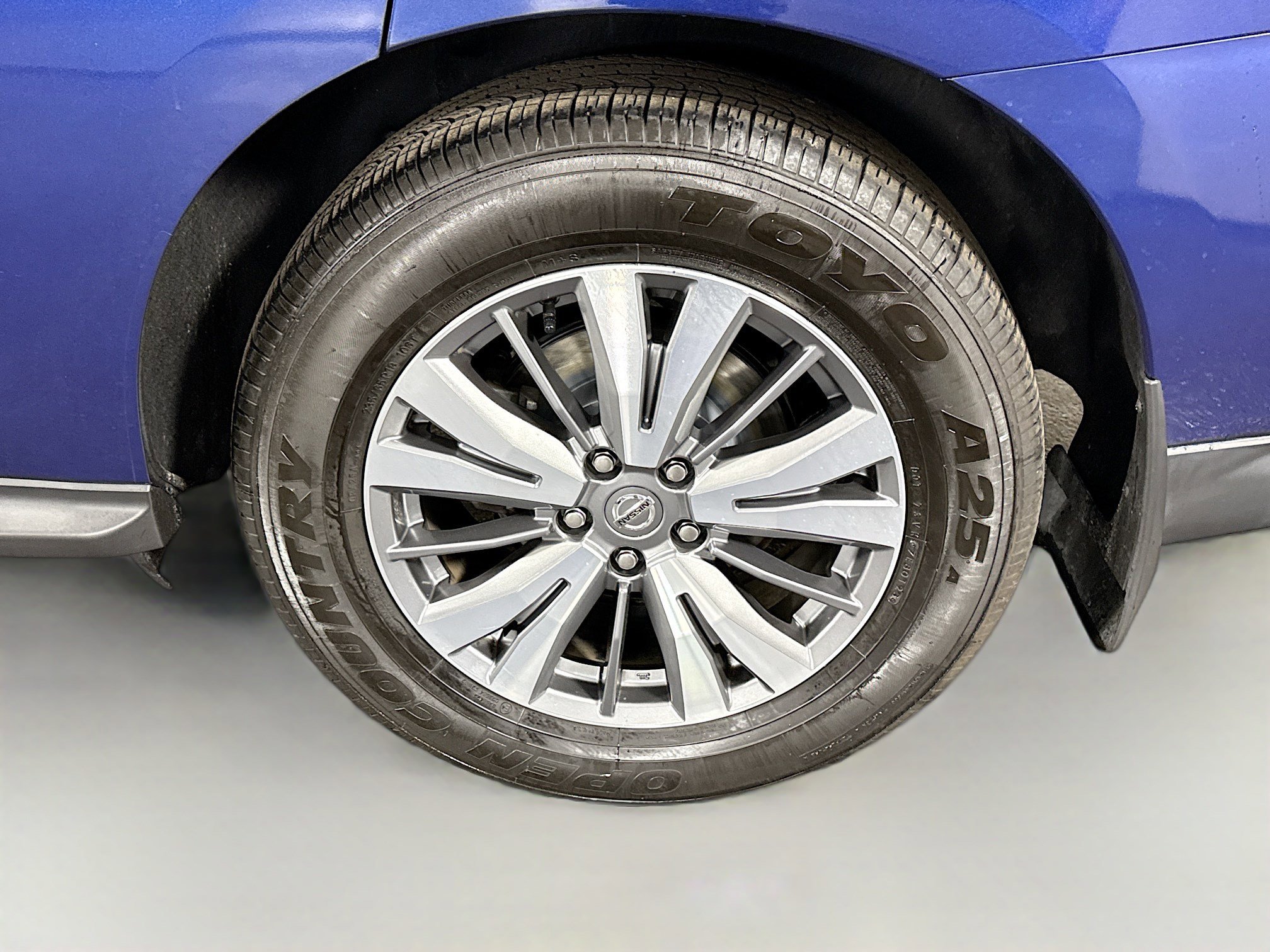 Used 2020 Nissan Pathfinder S image 37