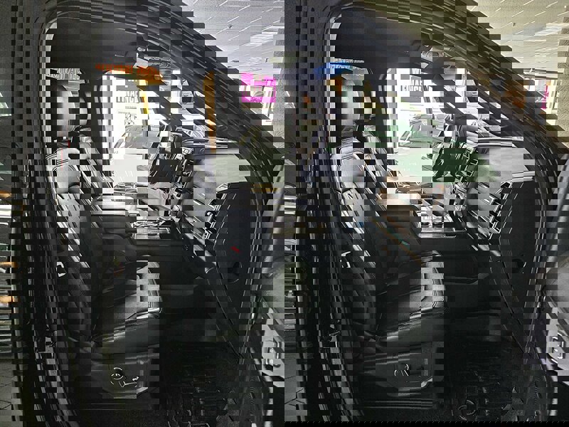 Used 2018 Ford Expedition Max Limited AWD/4WD image 32