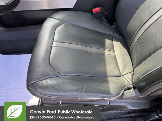 Used 2017 Ford F350 Platinum w/ Platinum Ultimate Package AWD/4WD image 25