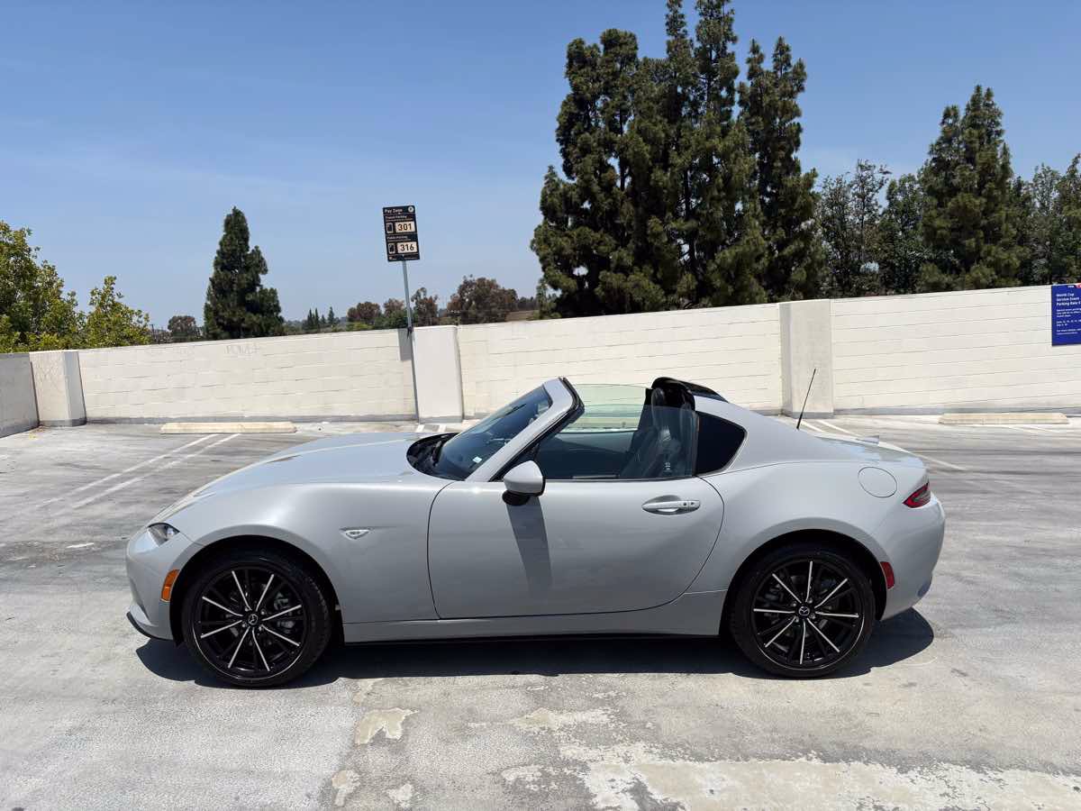Used 2026 MAZDA MX-5 Miata RF Grand Touring RWD image 6