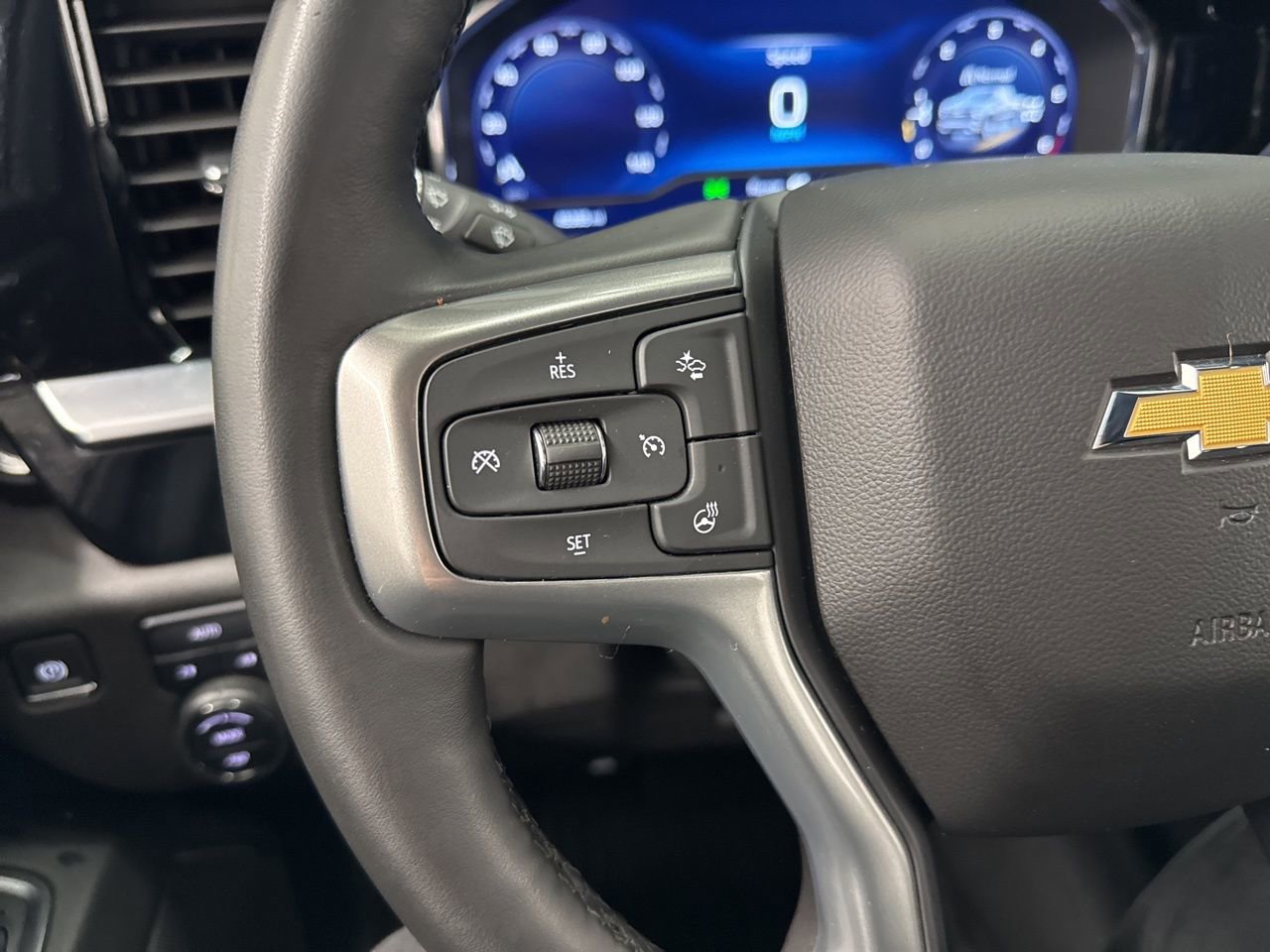 Used 2024 Chevrolet Silverado 1500 LT image 20