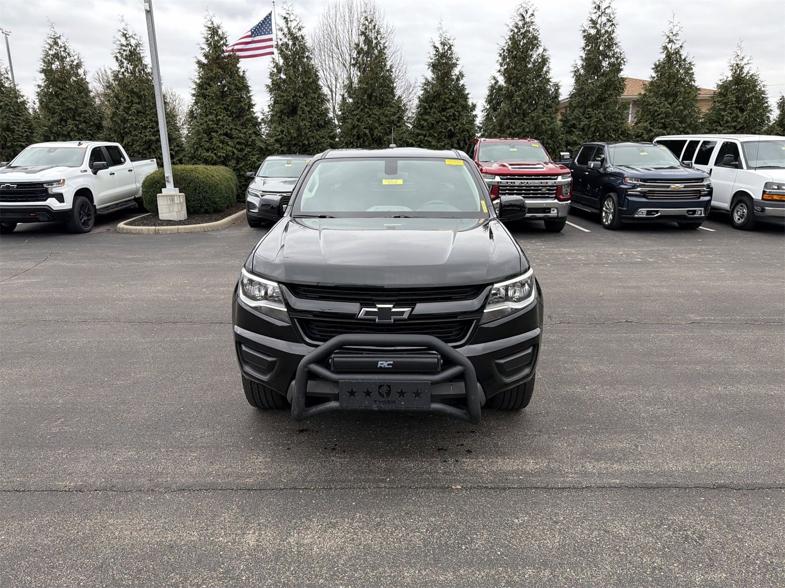 Used 2020 Chevrolet Colorado W/T w/ Custom Special Edition image 3