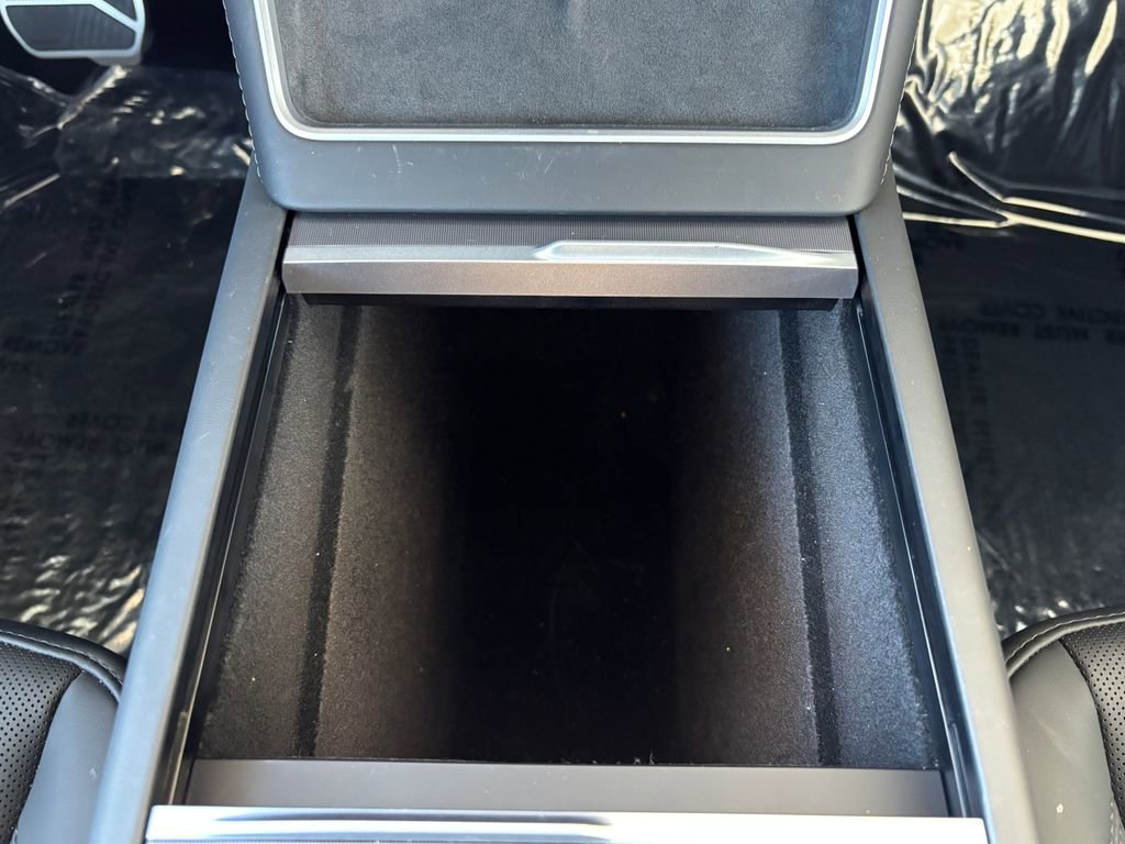 Used 2026 Tesla Model Y AWD image 15