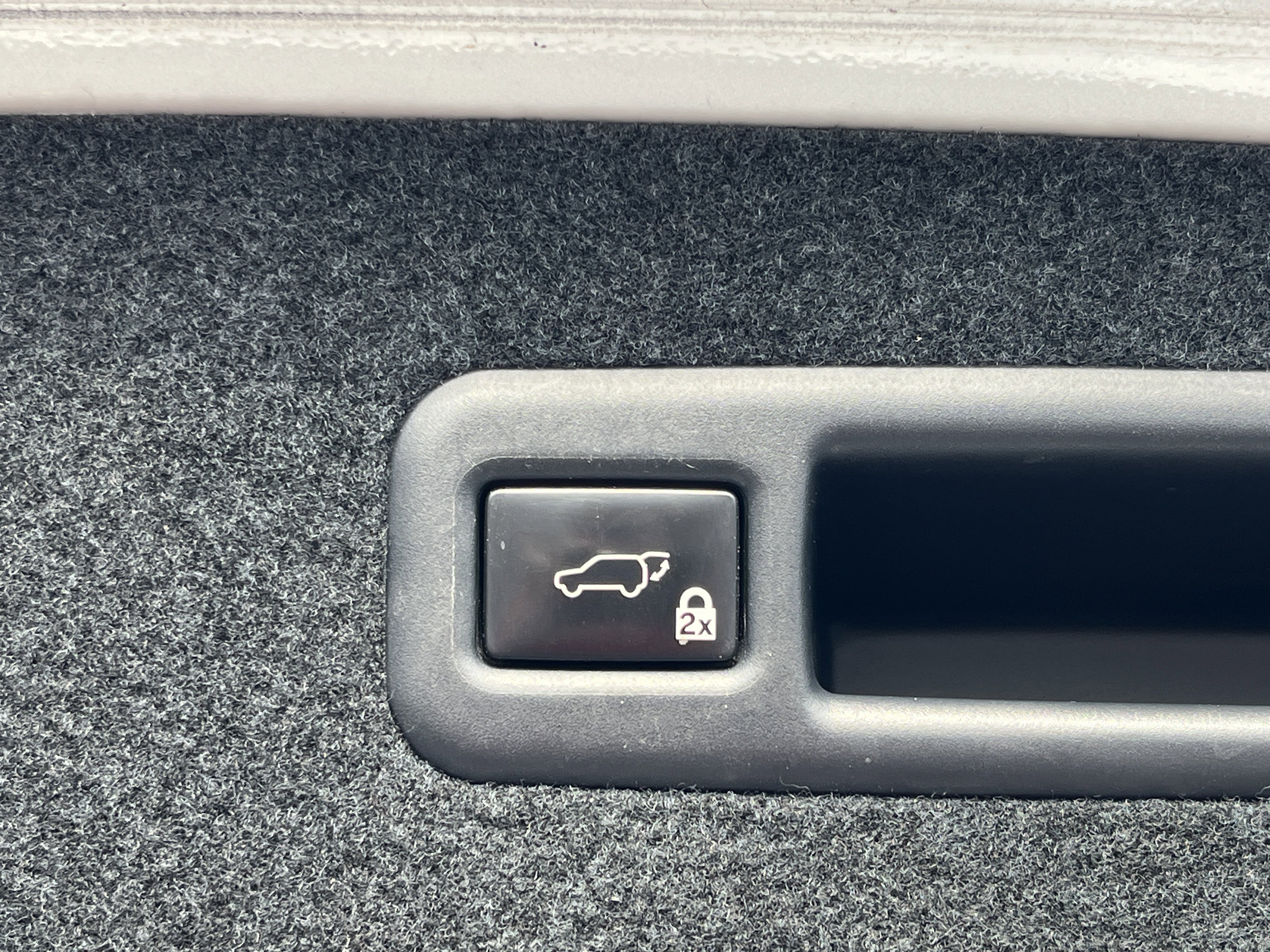 Used 2019 Lexus RX 350L AWD image 28