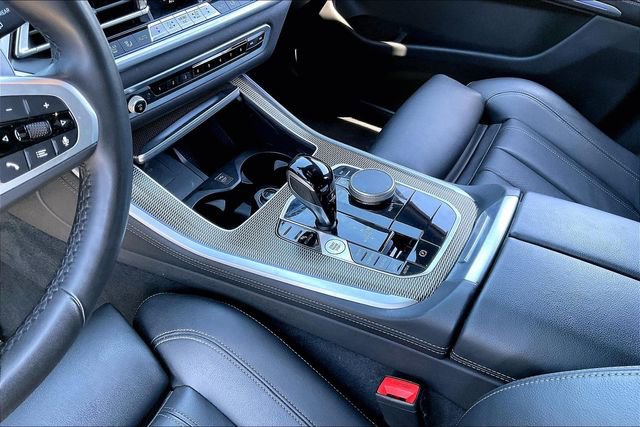 Used 2022 BMW X5 xDrive40i w/ M Sport Package image 13