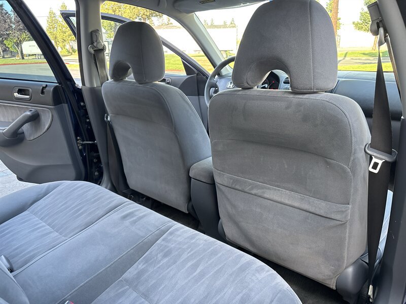 Used 2005 Honda Civic LX image 32
