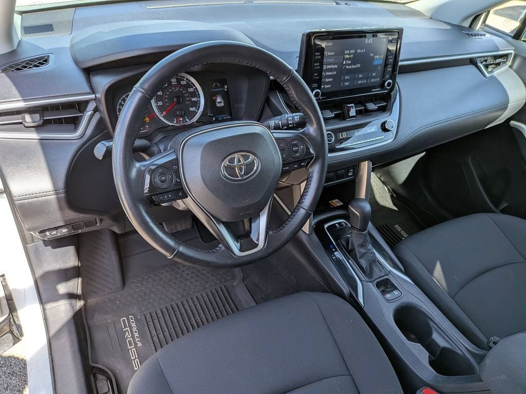 Used 2022 Toyota Corolla Cross LE w/ Black Badges Package (TMS) AWD/4WD image 16