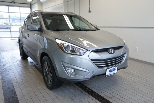 Used 2015 Hyundai Tucson SE AWD/4WD image 16