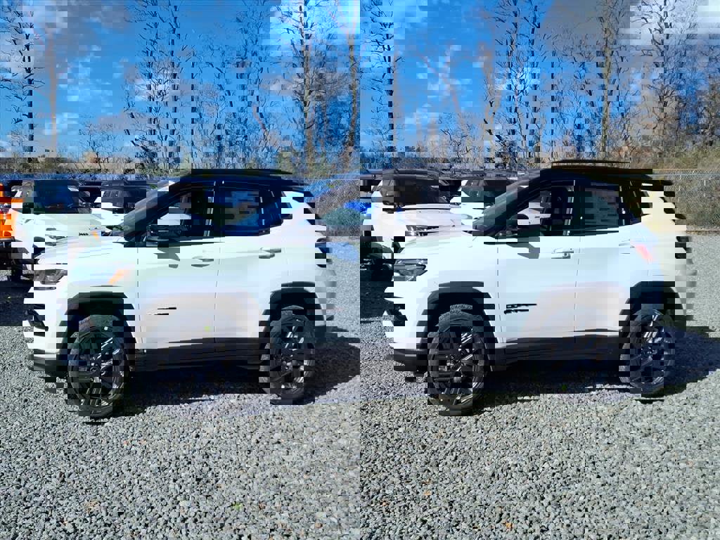 New 2026 Jeep Compass Limited image 2