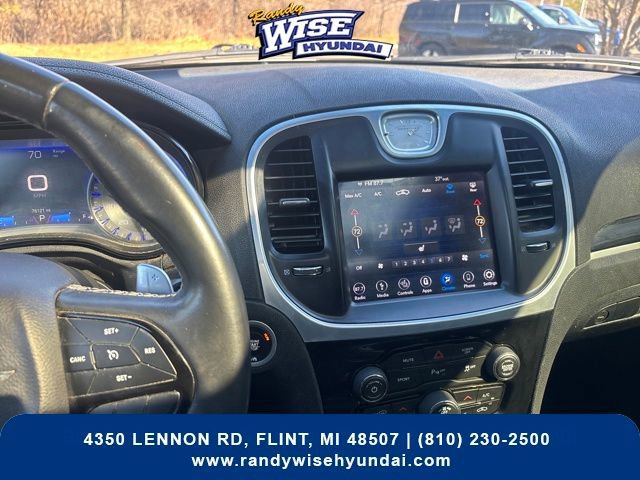 Used 2018 Chrysler 300 S w/ 300S Premium Group image 6