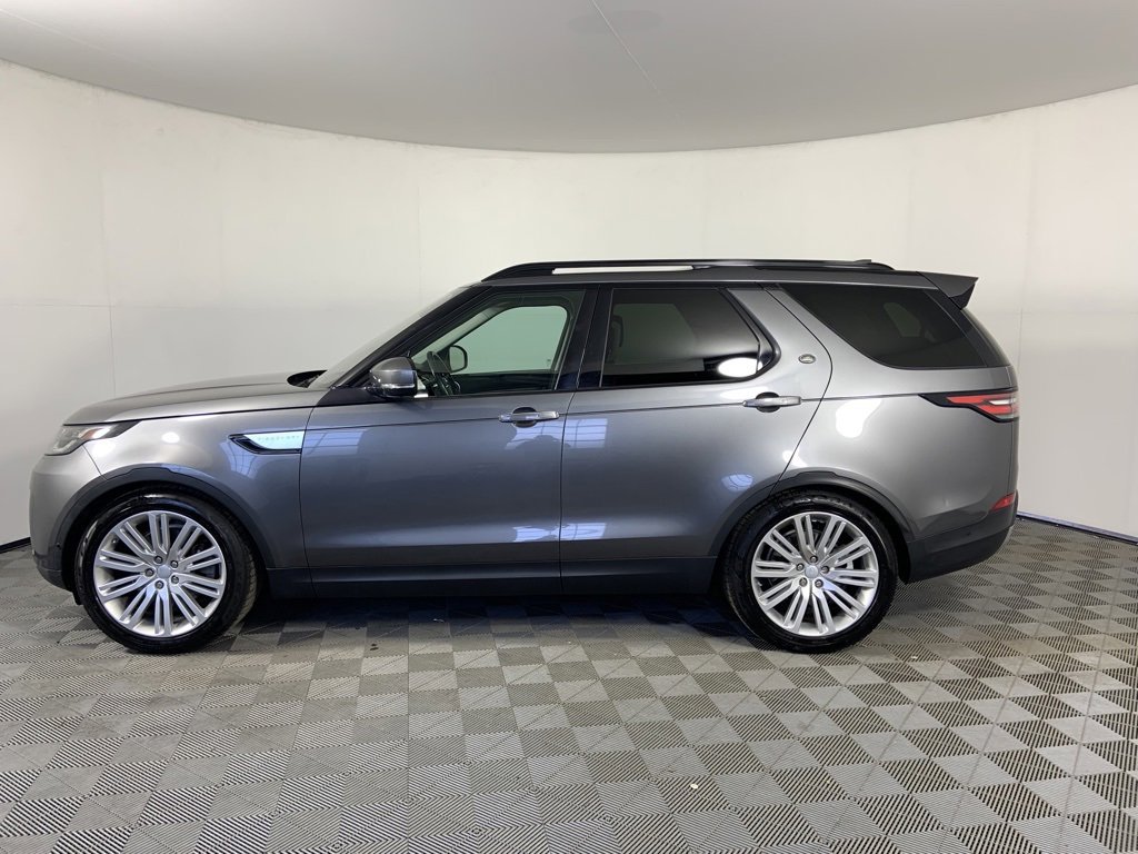 Used 2017 Land Rover Discovery HSE Luxury image 6