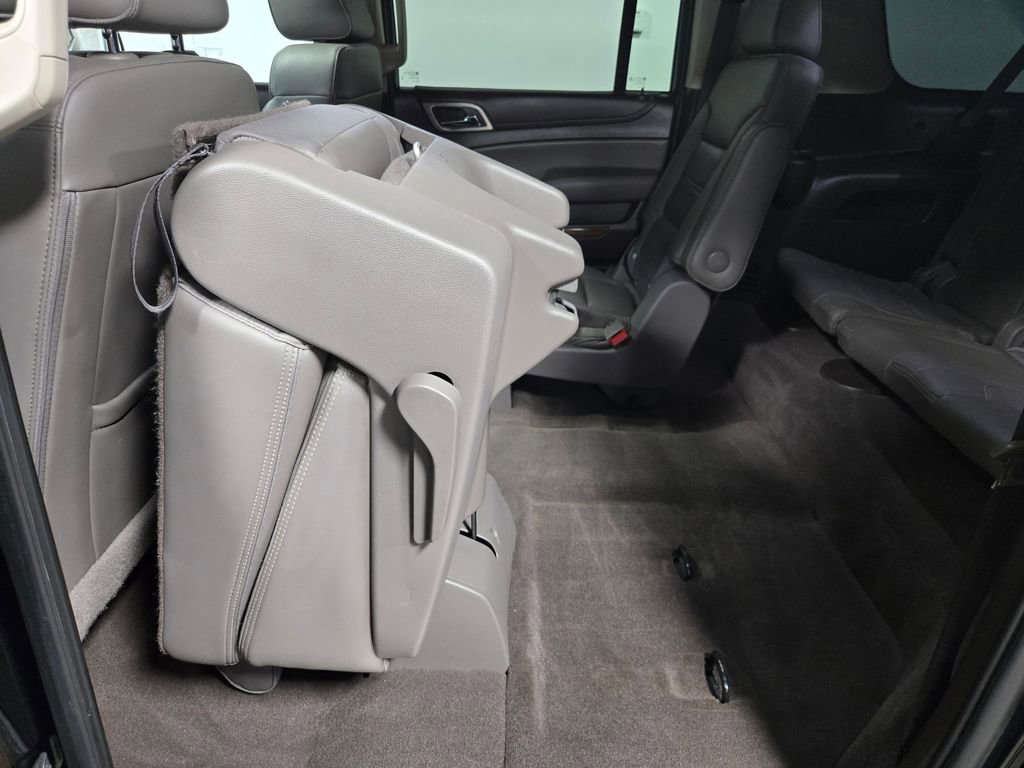 Used 2019 GMC Yukon XL Denali w/ Open Road Package image 39
